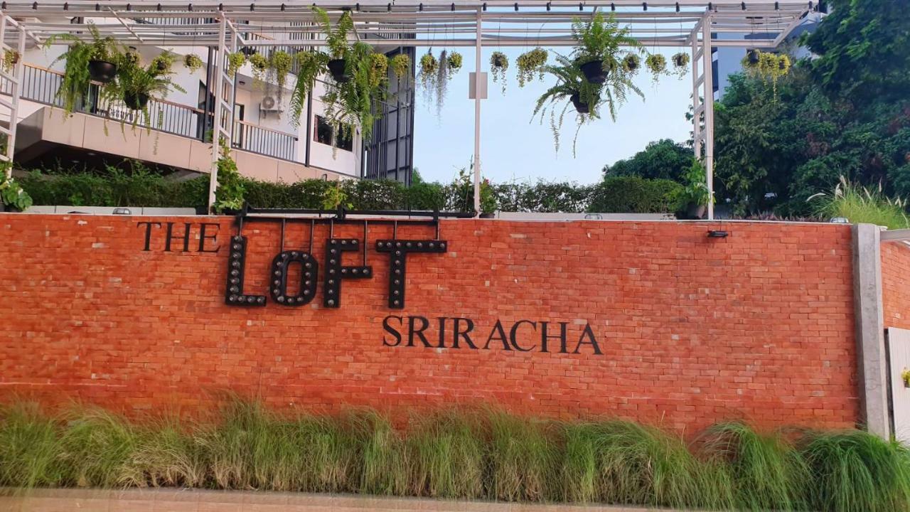 The Loft Seaside Sriracha Hotel Si Racha Buitenkant foto